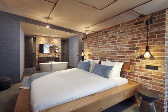 Loft suite